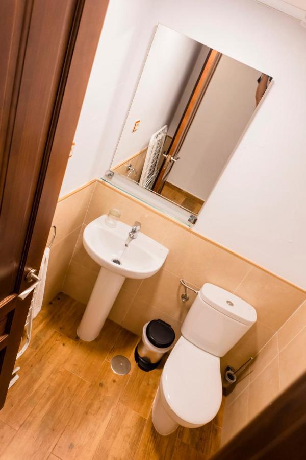Lagar Del Chorro Junto Caminito Del Rey Piscina Y Baloncesto 아파트 외부 사진