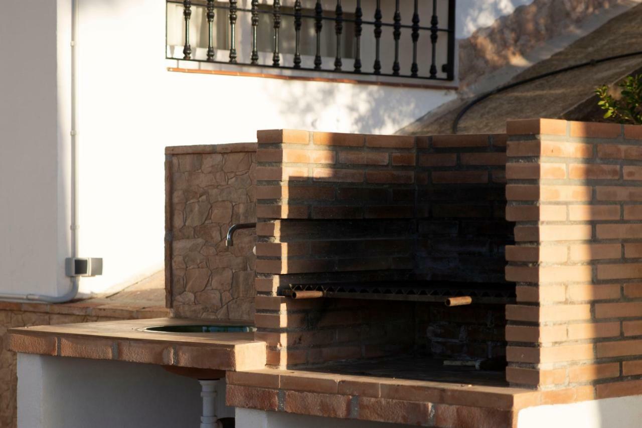 Lagar Del Chorro Junto Caminito Del Rey Piscina Y Baloncesto 아파트 외부 사진
